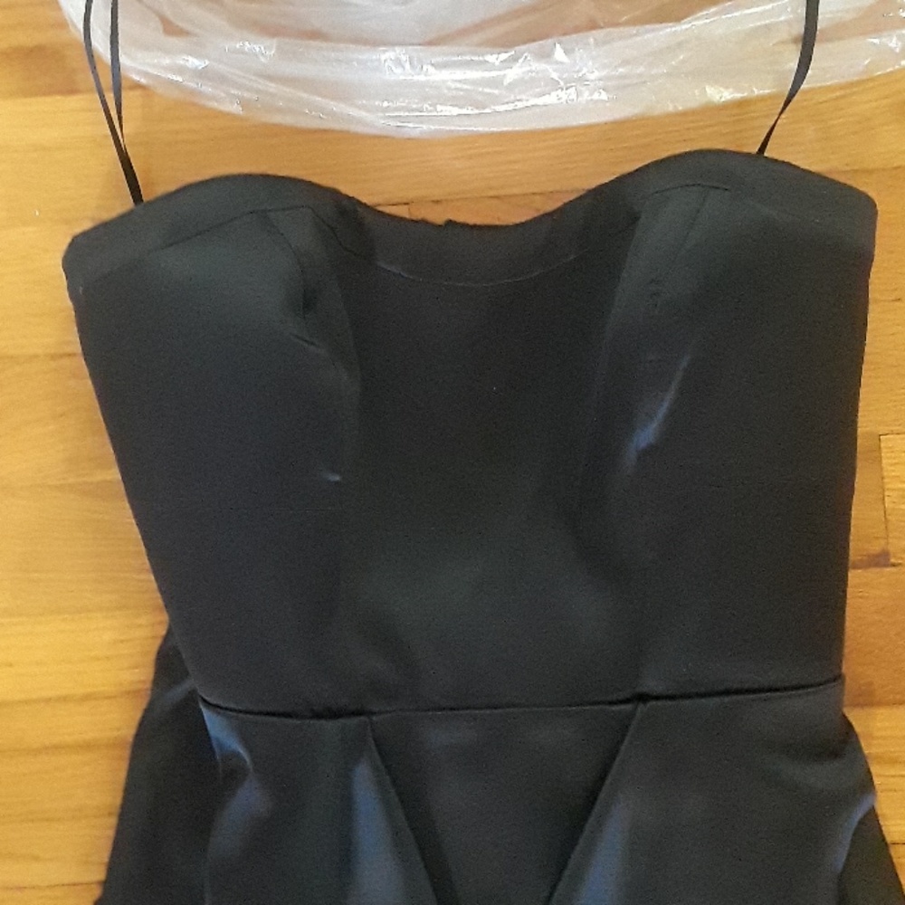 Dress - Picture 3 of 4